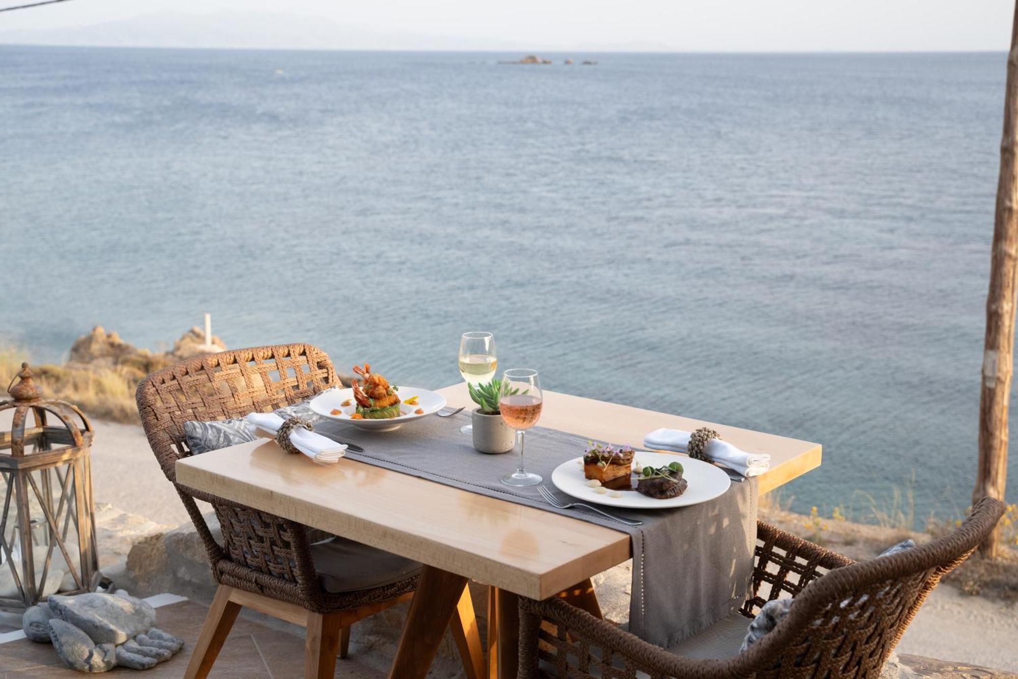 Salty Hotel Kalo Livadi
